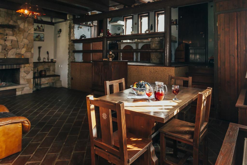 Drumul Carului Villa Moieciu de Jos Habitación foto